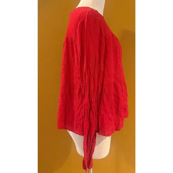 Gap Blouse Top Womens Medium Red Pleated Tiered Long Sleeve Back Keyhole Button - Picture 3 of 6